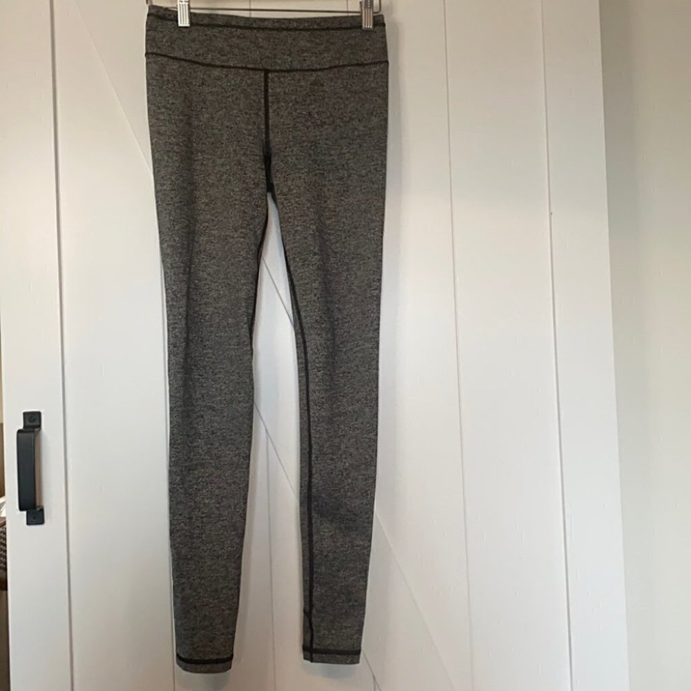 VICTORIA secret vsx knockout grey tight sz xs